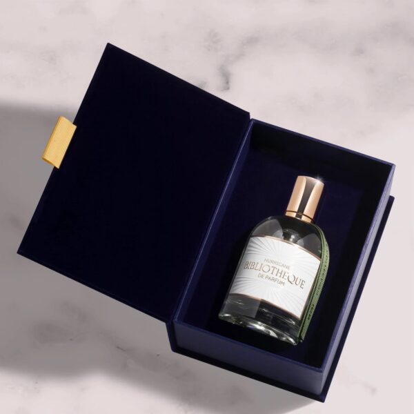 TEKST alternatywny galeria zdjec: trwałe perfumy, doskonałe perfumy, perfumy bibliotheque de Parfum, najlepsze niszowe perfumy, niszowe perfumy, woda perfumowana, kolekcja bibliotheque de parfum, mistrzowie perfumiarstwa stworzyli najlesze perfumy, małe i duże pojemności perfum, Ultimatum bibliotheque de parfum, english sun, silence, icy wave MEN, promocje Bibliotheque de Parfum, hasztagi bibliotheque de parfum najtaniej, atrakcyjne ceny perfum, zniżki na perfumy, zniżki na wody perfumowane, niszowe perfumy, tanio, atrakcyjne ceny