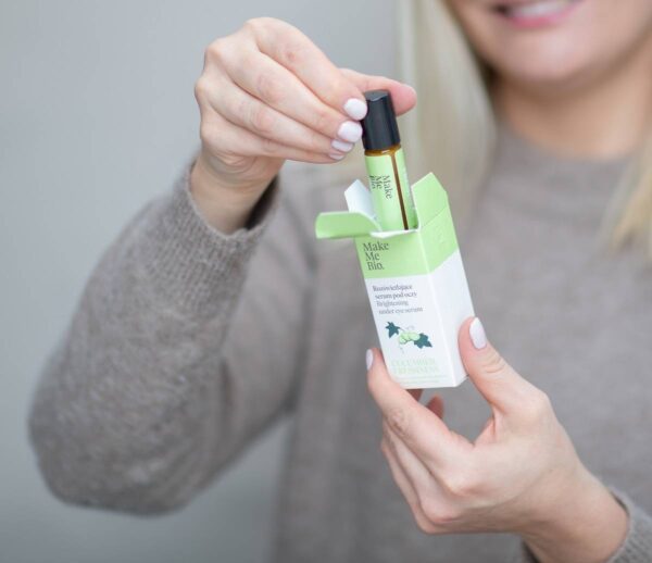 Roller Pod Oczy z Ogórkiem Make Me Bio Cucumber Freshness 10 ml - obrazek 3