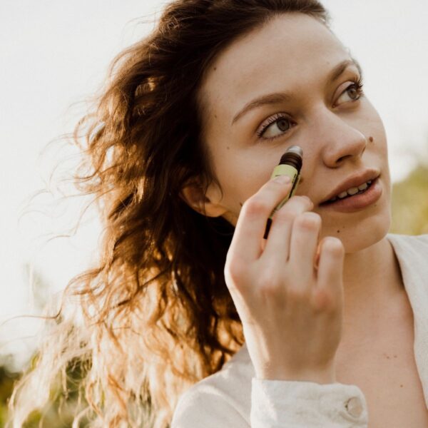 Produkty naturalne, naturalne kosmetyki, kosmetyki w zgodzie z naturą, Make Me Bio, kosmetyki bio, krem do twarzy, mgiełka, serum, krem do twarzy naturalny, dezodorant naturalny, mandarin glow, , aqua light, face beauty krem, gentle care, roller na niedoskonałości,
