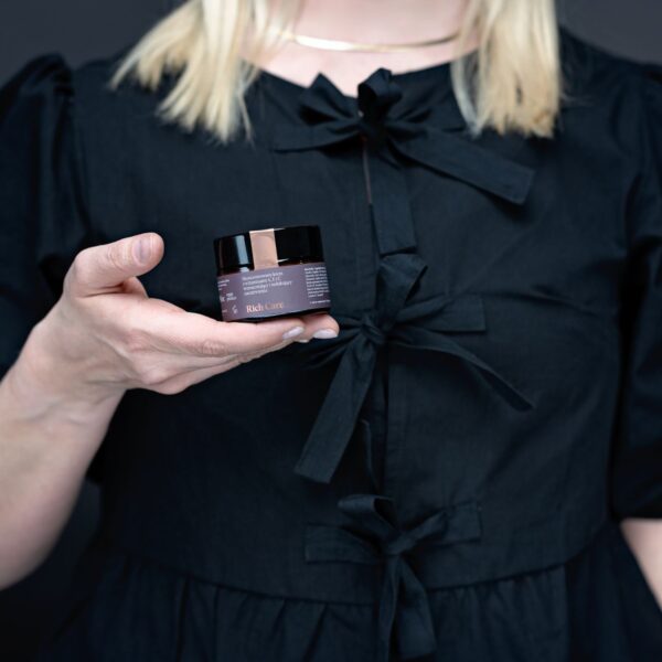 Krem z Wit. A, C i E Make Me Bio Rich Care Blend 50 ml - obrazek 2