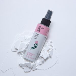 Produkty naturalne, naturalne kosmetyki, kosmetyki w zgodzie z naturą, Make Me Bio, kosmetyki bio, krem do twarzy, mgiełka, serum, krem do twarzy naturalny, dezodorant naturalny, mandarin glow, , aqua light, face beauty krem, gentle care, roller na niedoskonałości, intense care serum do brwi i rzęs, serum do rzęs, cucumber freshness serum pod oczy, pro age, painka garden roses, woda różana, hydrolat różany