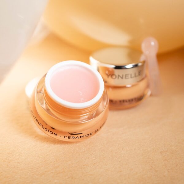 NUTRIFUSÍON Velvet Lip Ultra Regenerator Yonelle, Aksamitny Ultra Regenerator Do Ust Z Ceramidami Supreme - obrazek 4