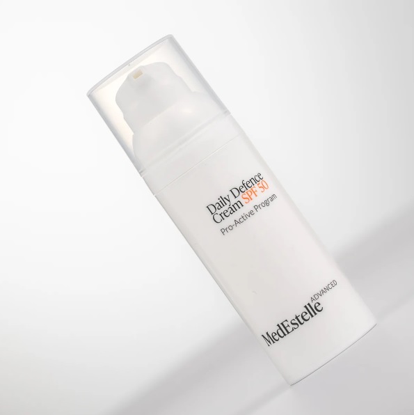Ochronny Krem Do Twarzy SPF 50 Ochronny Krem Do Twarzy SPF 50 medestelle, krem z filtrem medestelle, wysokiej klasy kremm do ochrony przeciwsłonecznej